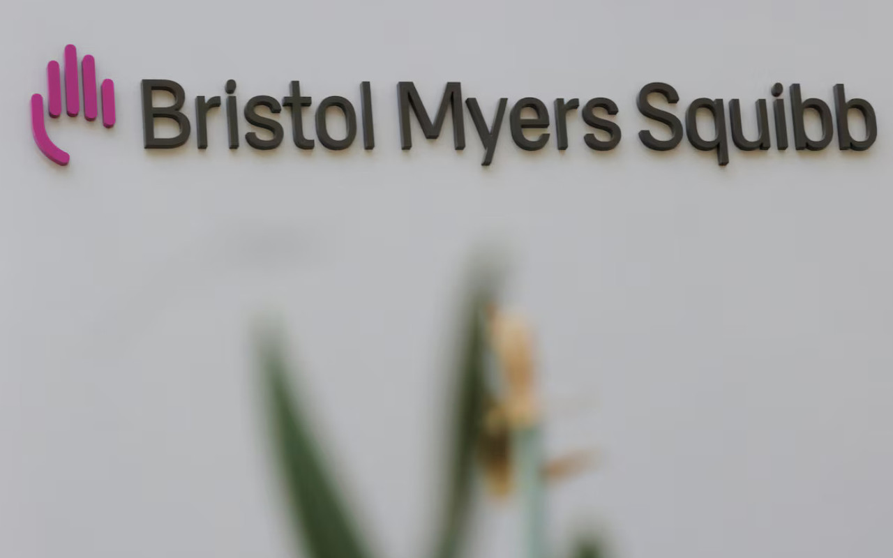 Bristol Myers і Microsoft запускають ШІ для раннього виявлення раку легенів